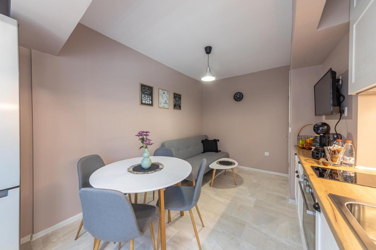 Great Location Apartment Варна Екстер'єр фото